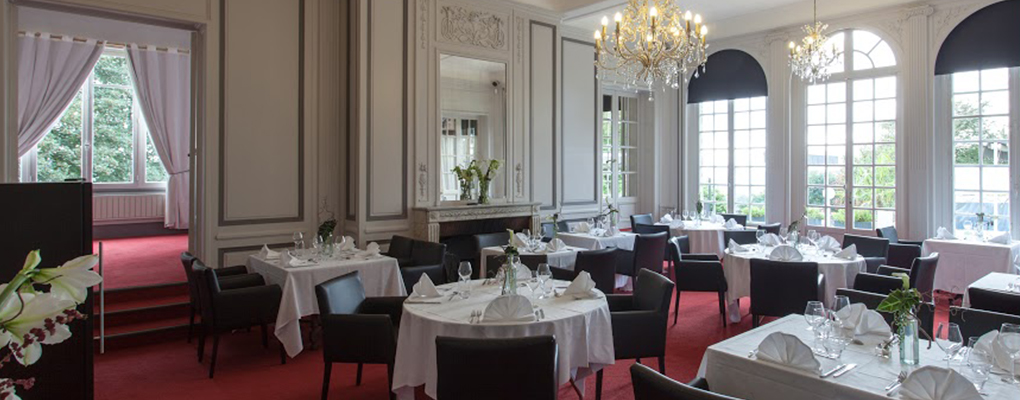 Salle de restaurant principale